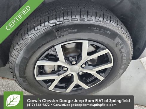 Used 2023 Jeep Grand Cherokee L Limited w/ Trailer Tow Group (B) AWD/4WD image 35