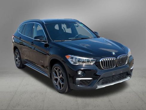 Used 2017 BMW X1 xDrive28i AWD/4WD image 8