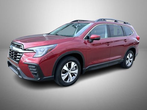 Used 2023 Subaru Ascent Premium w/ Convenience Package image 1