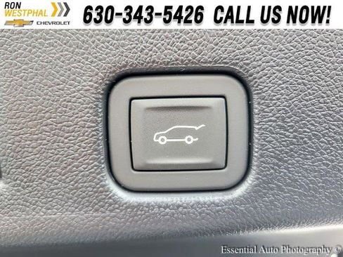 New 2026 Chevrolet Traverse Z71 w/ Driver Confidence Package image 18