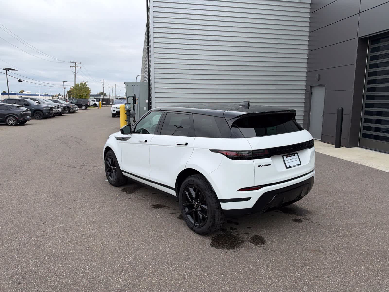 Certified 2026 Land Rover Range Rover Evoque S AWD/4WD image 3