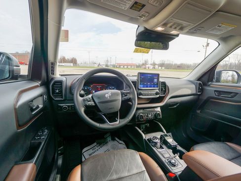 Used 2024 Ford Bronco Sport Badlands w/ Premium Package image 14