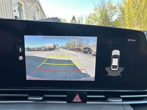 Used 2023 Hyundai Elantra Limited w/ Cargo Package FWD image 8