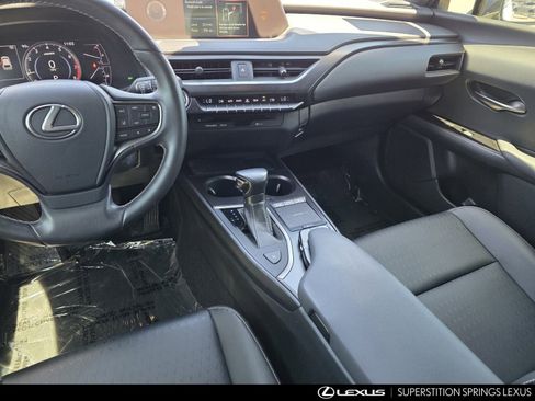 Used 2020 Lexus UX 200 w/ Accessory Package FWD image 28