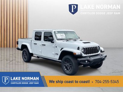 New 2025 Jeep Gladiator Sport