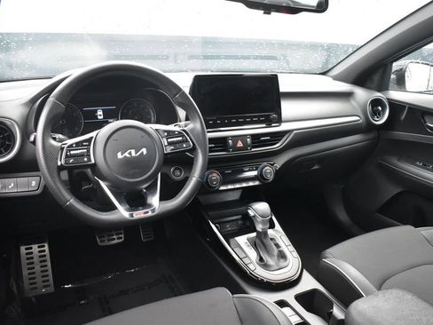 Used 2023 Kia Forte GT-Line w/ GT-Line Premium Package FWD image 11