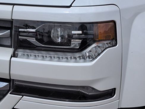 Used 2016 Chevrolet Silverado 1500 LTZ Z71 w/ LTZ Plus Package AWD/4WD image 9