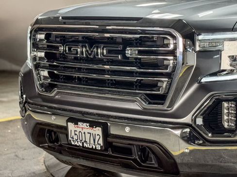 Used 2019 GMC Sierra 1500 SLT w/ SLT Premium Plus Package RWD image 5