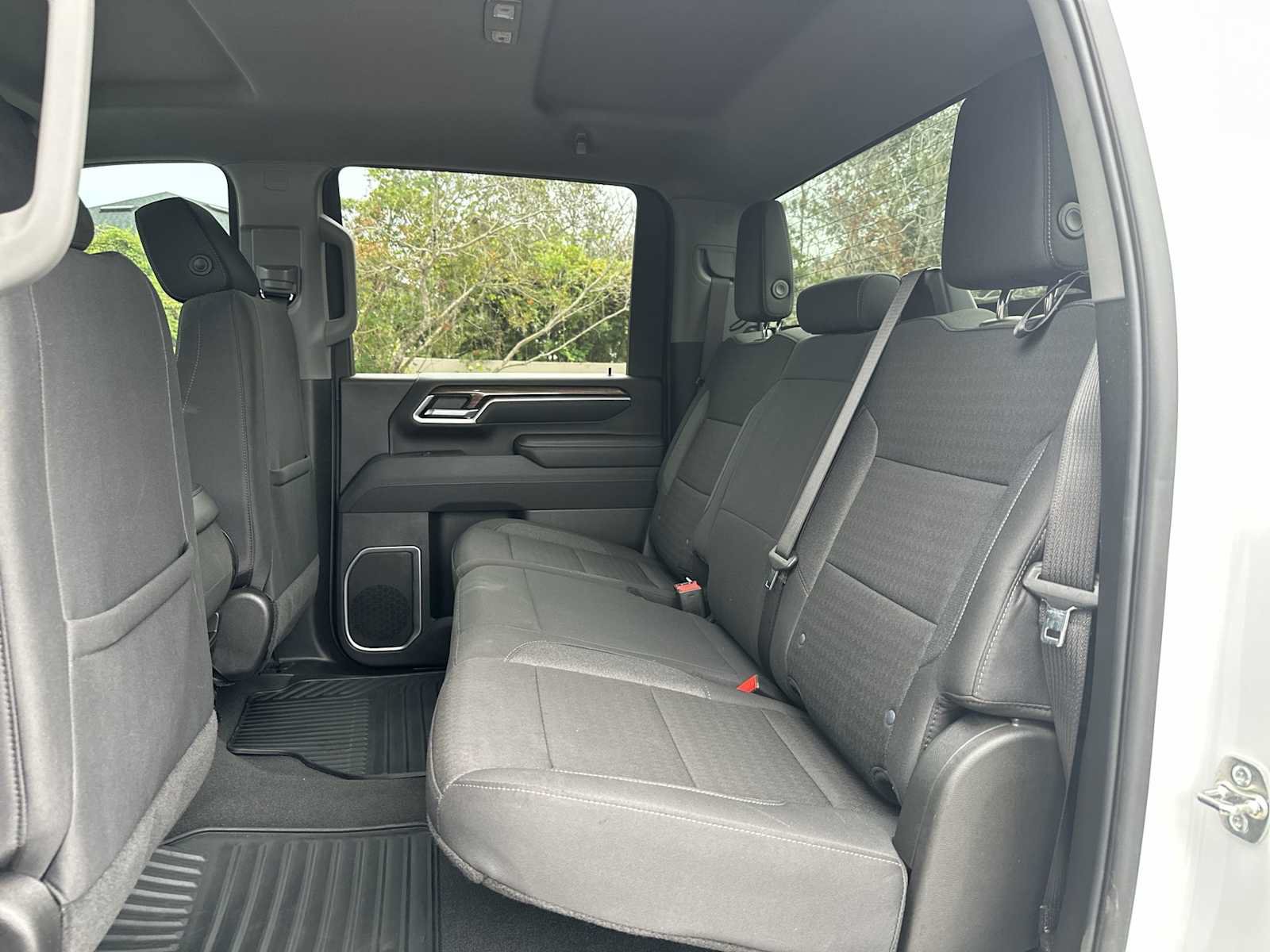 Certified 2025 Chevrolet Silverado 2500 LT w/ Convenience Package AWD/4WD image 17