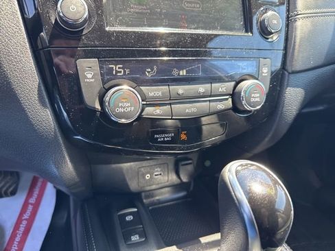 Certified 2020 Nissan Rogue SL w/ Premium Package AWD/4WD image 26
