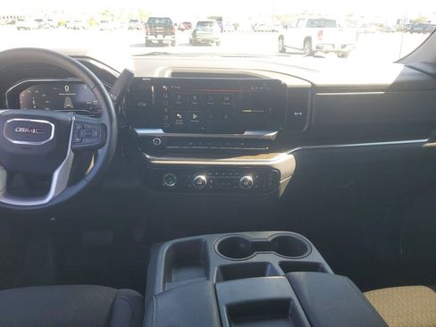 Used 2023 GMC Sierra 1500 Elevation image 10