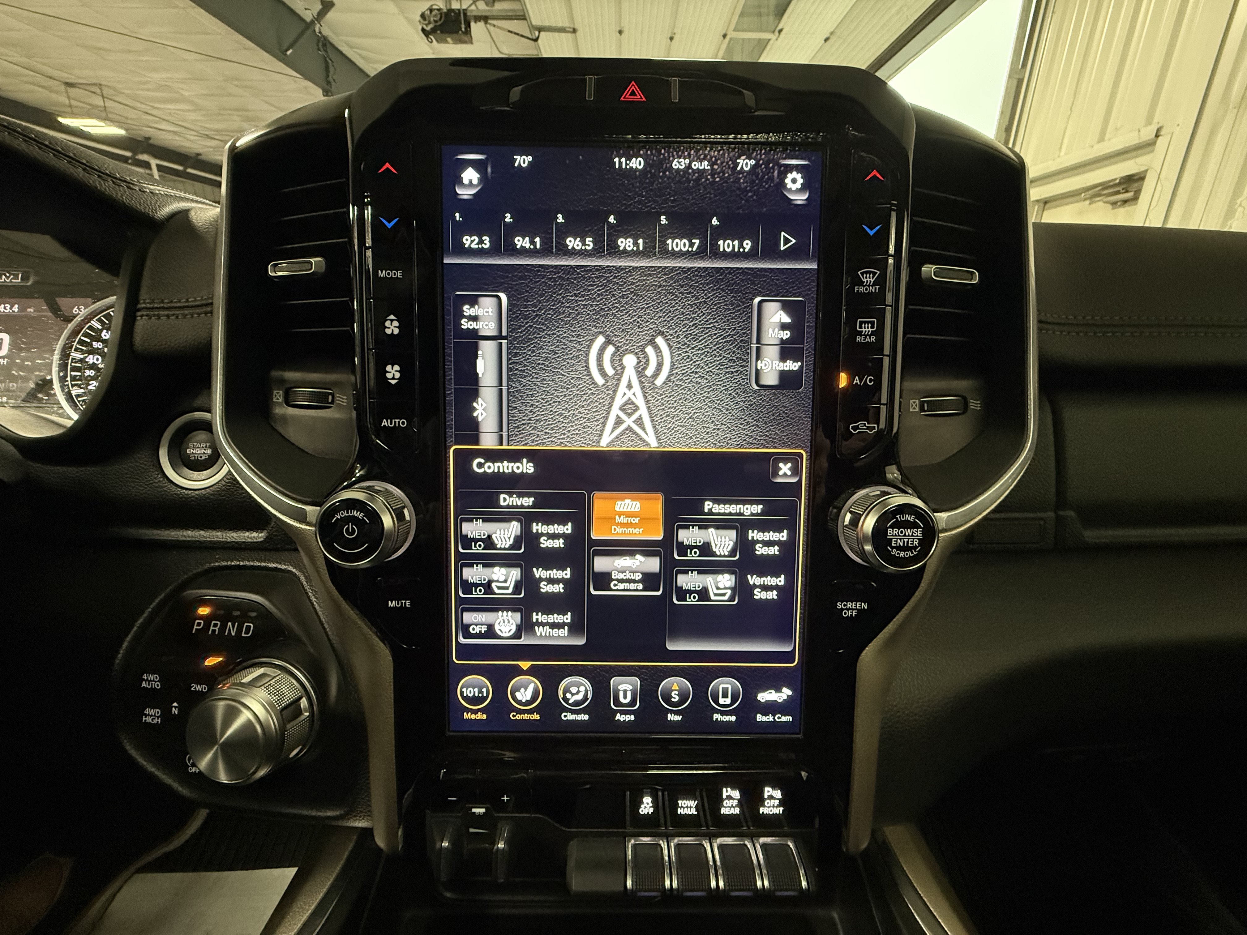 Used 2020 RAM 1500 Laramie AWD/4WD image 25