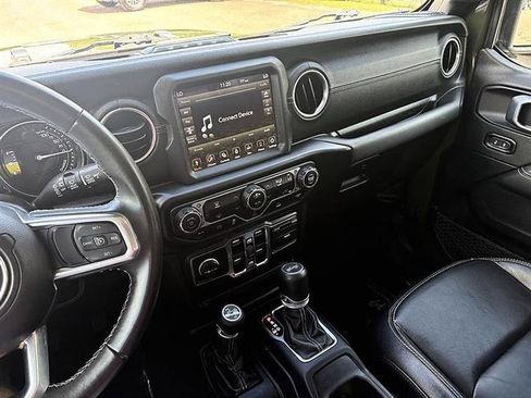 Used 2021 Jeep Wrangler Unlimited Sahara AWD/4WD image 22