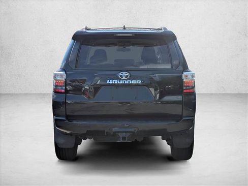 Used 2019 Toyota 4Runner SR5 RWD image 7