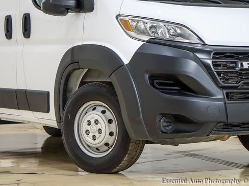 Used 2023 RAM ProMaster 2500 FWD image 3