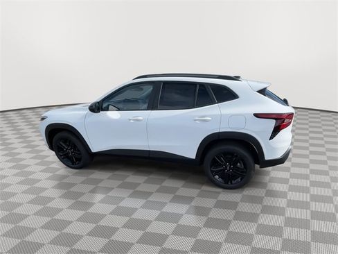 New 2026 Chevrolet Trax ACTIV w/ Sunroof Package image 6