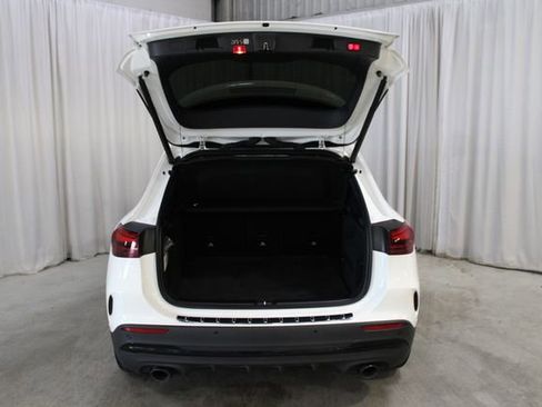 Used 2024 Mercedes-Benz GLA 35 AMG 4MATIC image 32