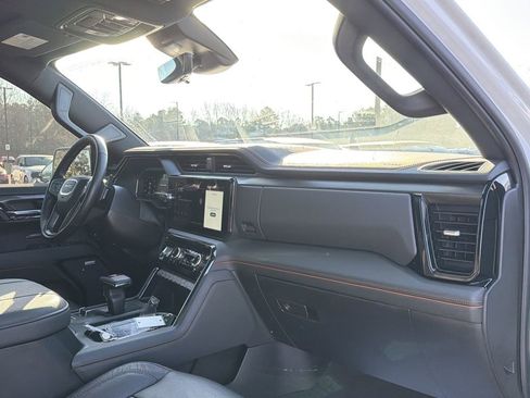 Used 2024 GMC Sierra 1500 AT4 w/ Technology Package image 25