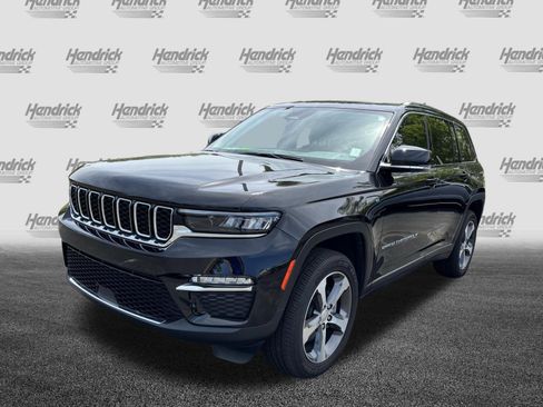 Used 2022 Jeep Grand Cherokee Limited 4xe image 7