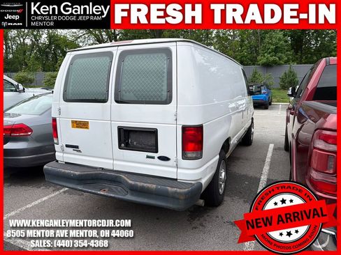 Used 2013 Ford E-150 and Econoline 150 w/ Commercial Cargo Van Pkg RWD image 10