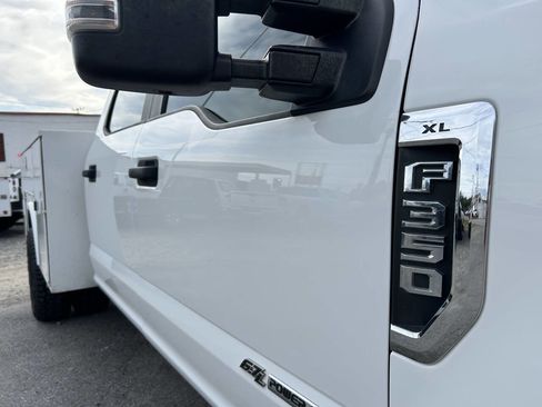 Used 2019 Ford F350 XL w/ Power Equipment Group AWD/4WD image 15
