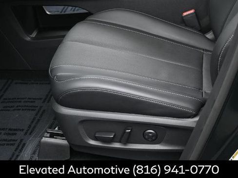 Certified 2026 INFINITI QX60 Luxe w/ Cargo Package AWD/4WD image 17