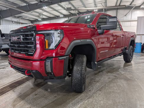 Used 2024 GMC Sierra 2500 AT4 w/ AT4 Premium Plus Package image 6