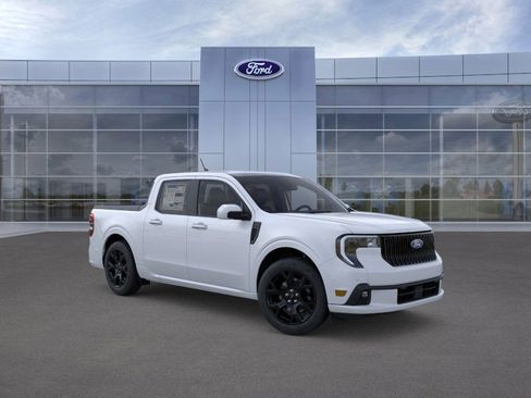 New 2026 Ford Maverick Lobo AWD/4WD image 9