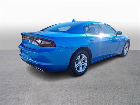 Used 2023 Dodge Charger SXT image 4