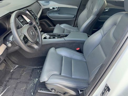 Used 2024 Volvo XC90 B6 Ultimate w/ Lounge Package AWD/4WD image 5