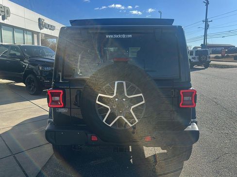 New 2026 Jeep Wrangler Unlimited Sahara w/ Safety Group image 13