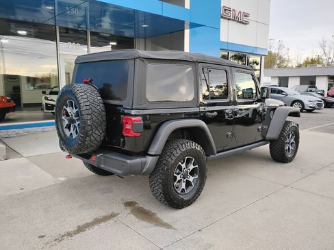 Used 2018 Jeep Wrangler Unlimited Rubicon image 35