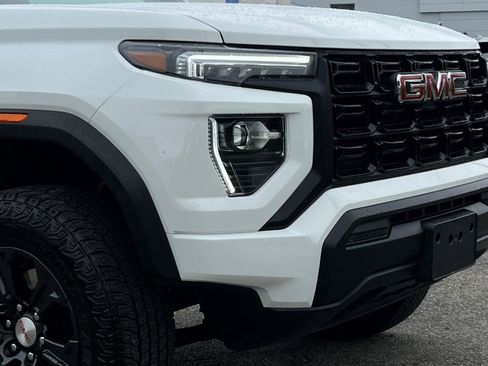 Used 2024 GMC Canyon Elevation image 24