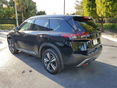 Used 2023 Nissan Rogue SL w/ SL Premium Package image 21