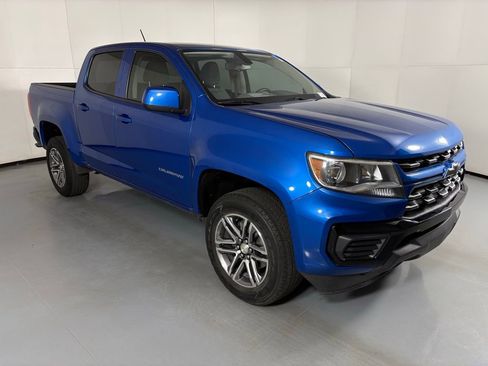 Used 2022 Chevrolet Colorado W/T w/ Custom Special Edition image 2