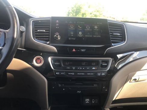 Used 2021 Honda Pilot Touring image 41