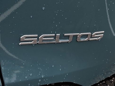 New 2026 Kia Seltos SX image 5