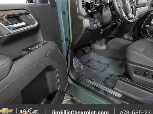 Certified 2025 Chevrolet Silverado 1500 LT AWD/4WD image 7