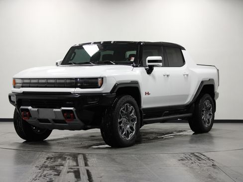 Used 2025 GMC Hummer EV 2X w/ LPO, Sport Package AWD/4WD image 8