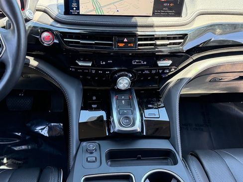 Used 2025 Acura MDX SH-AWD w/ Advance Package image 13