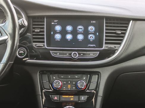 Used 2019 Buick Encore Essence image 12