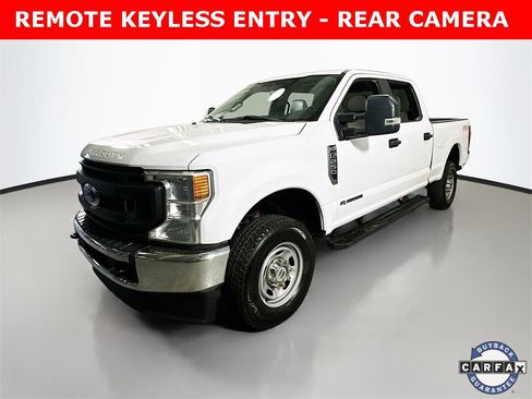 Used 2022 Ford F250 XL w/ Power Equipment Group image 2