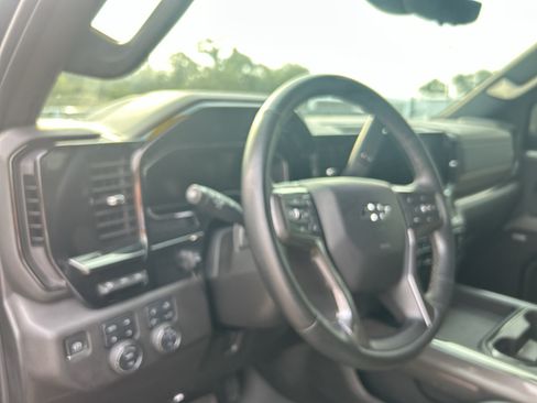 Used 2024 Chevrolet Silverado 2500 ZR2 w/ ZR2 Bison Edition AWD/4WD image 5