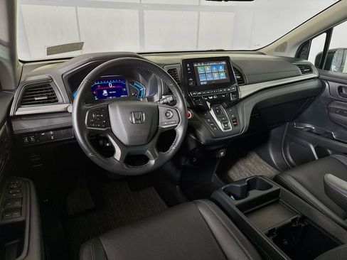 Used 2023 Honda Odyssey EX-L image 13