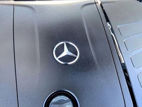 Used 2025 Mercedes-Benz E 350 4MATIC Sedan image 29