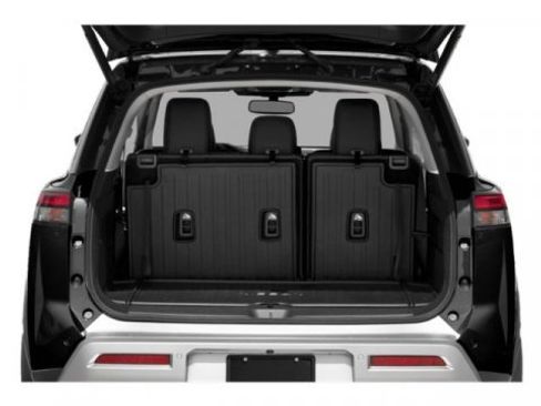 Used 2024 Nissan Pathfinder Platinum FWD image 14