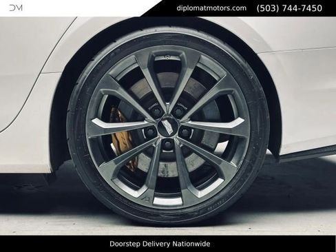 Used 2018 Cadillac CTS V w/ Carbon Fiber Package RWD image 33