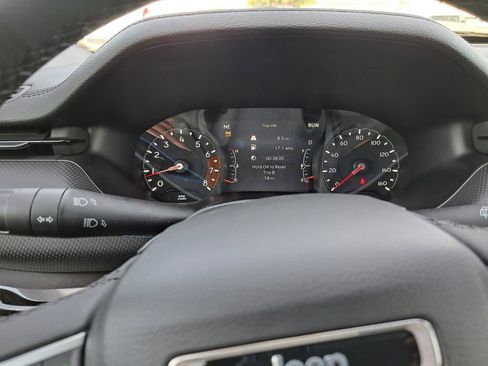 New 2026 Jeep Compass Latitude image 13