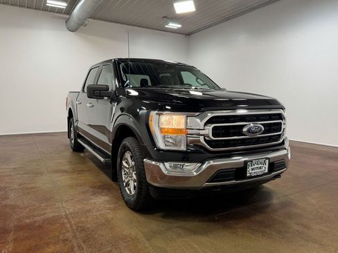 Used 2023 Ford F150 XLT w/ XTR Package image 31