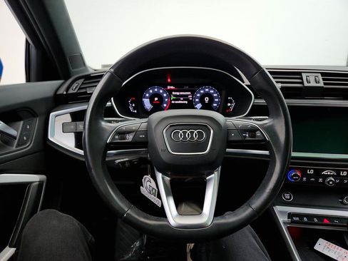 Used 2021 Audi Q3 2.0T Premium Plus w/ Premium Plus Package image 18